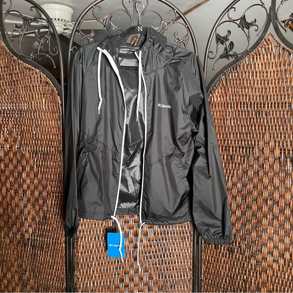 Columbia Jackets & Blazers - Columbia May Valley black windbreaker